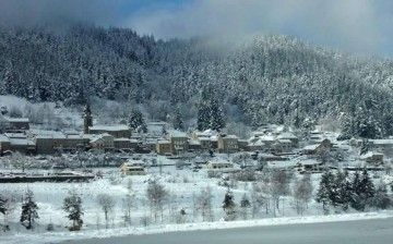 Le village sous la neige